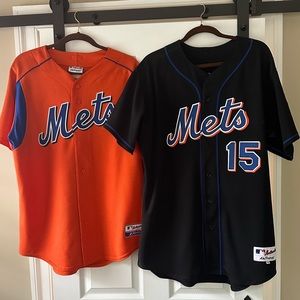 2 Mets jerseys
